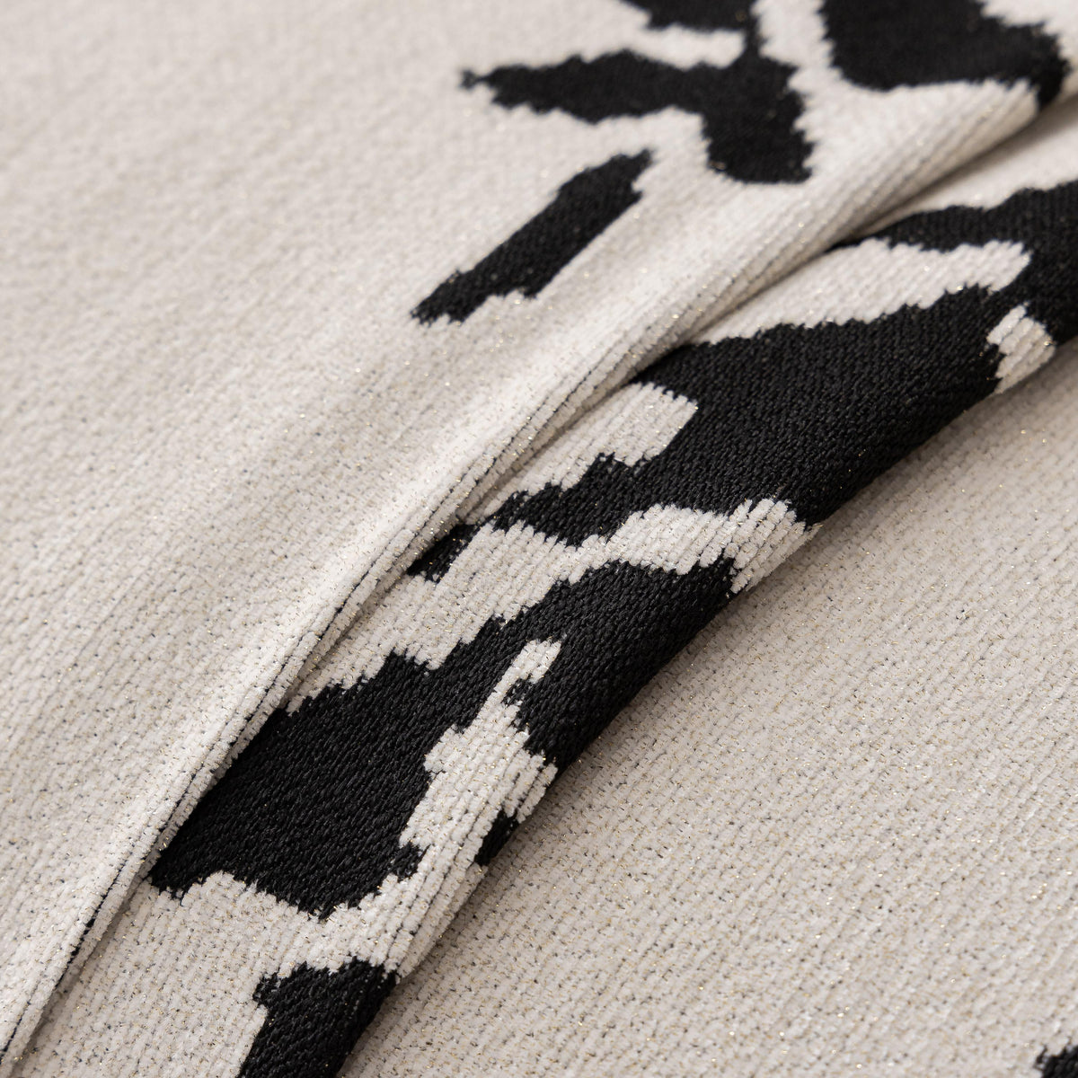 Modern Couch Covers for Couches Large Decorative Throw Blanket with Tassels for Couch