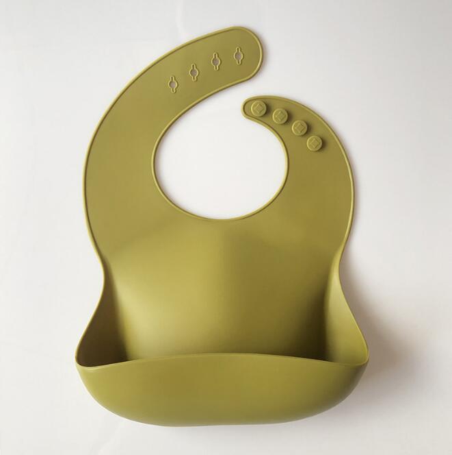 Newborns Solid silicone Baby Feeding Burp Cloth Bandana Bibs Fashionable Infant Toddler Drooling Babador Scarf Aprons Baby Stuff