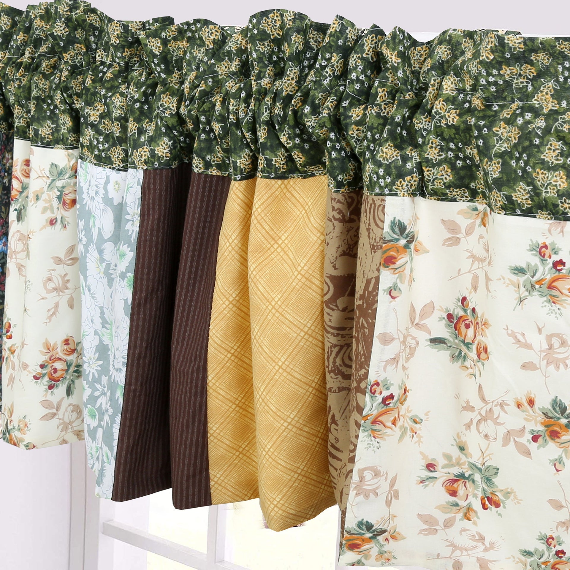 Huitt Country Farmhouse Vintage Floral Patchwork Window Valance