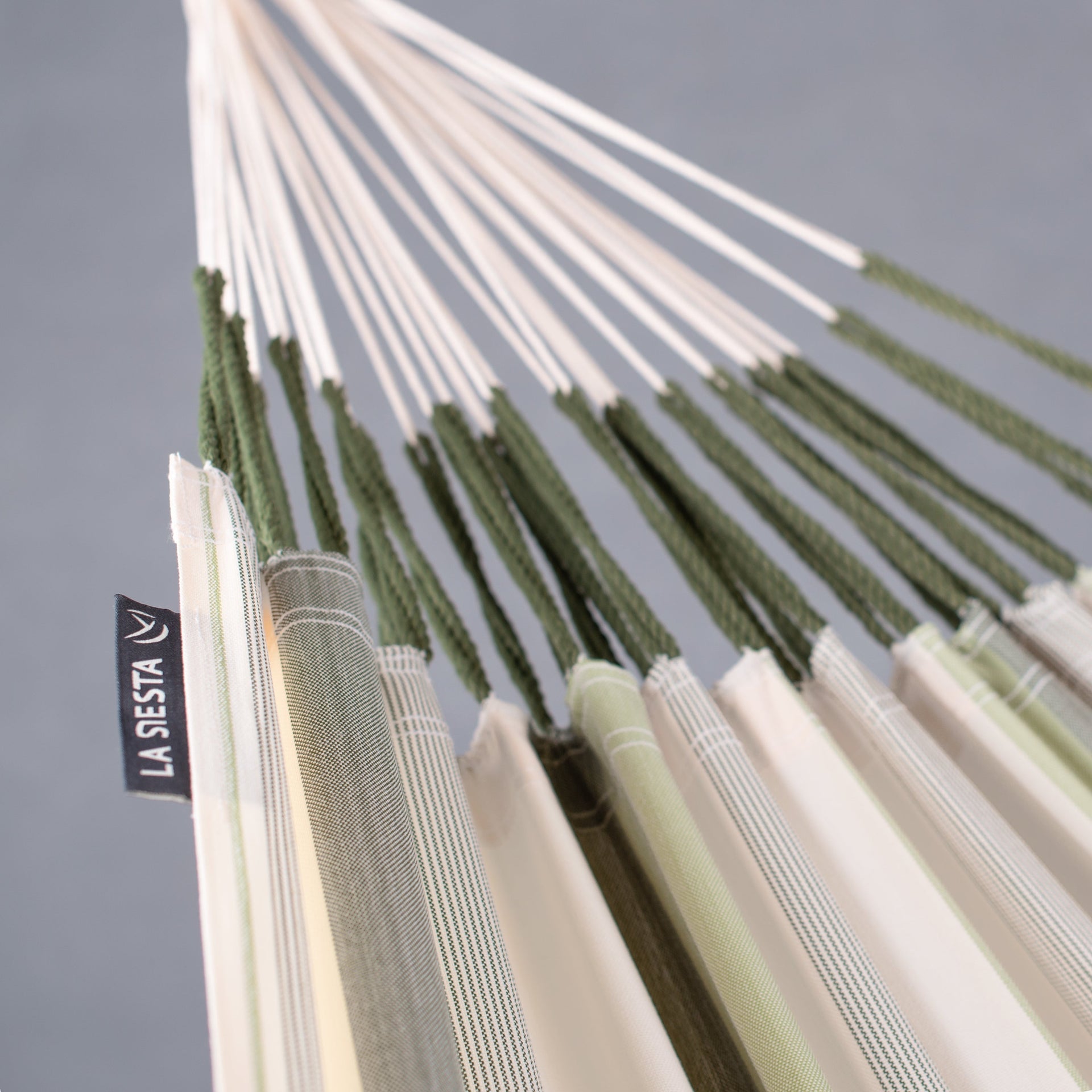 Nautico Anthracite Outdoor Cedar -  Weather-Resistant Kingsize Hammock with Powder Coated Steel Stand LA SIESTA