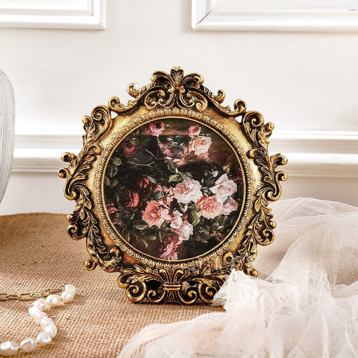 Round Ornate Photo Frame VagabondVintage