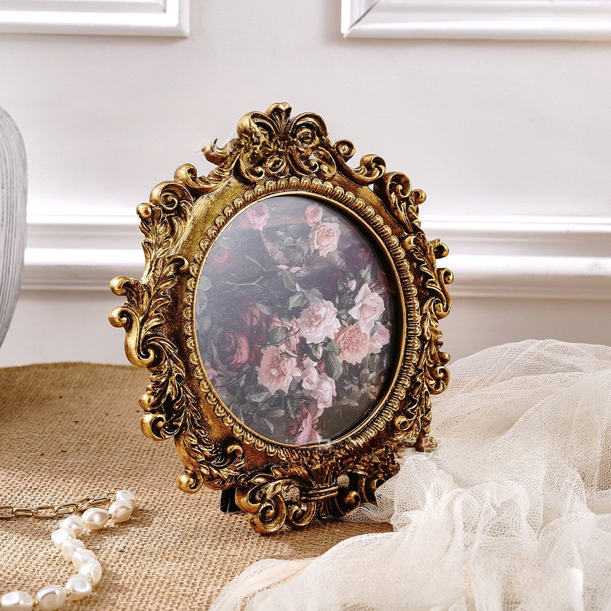 Round Ornate Photo Frame VagabondVintage