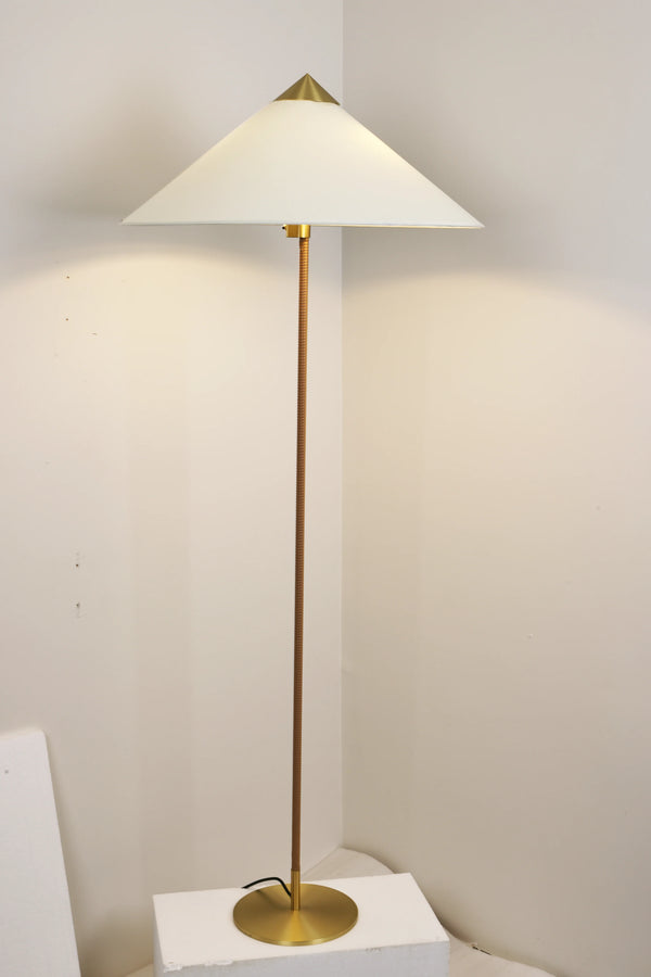 Bamboo Hat Floor Lamp