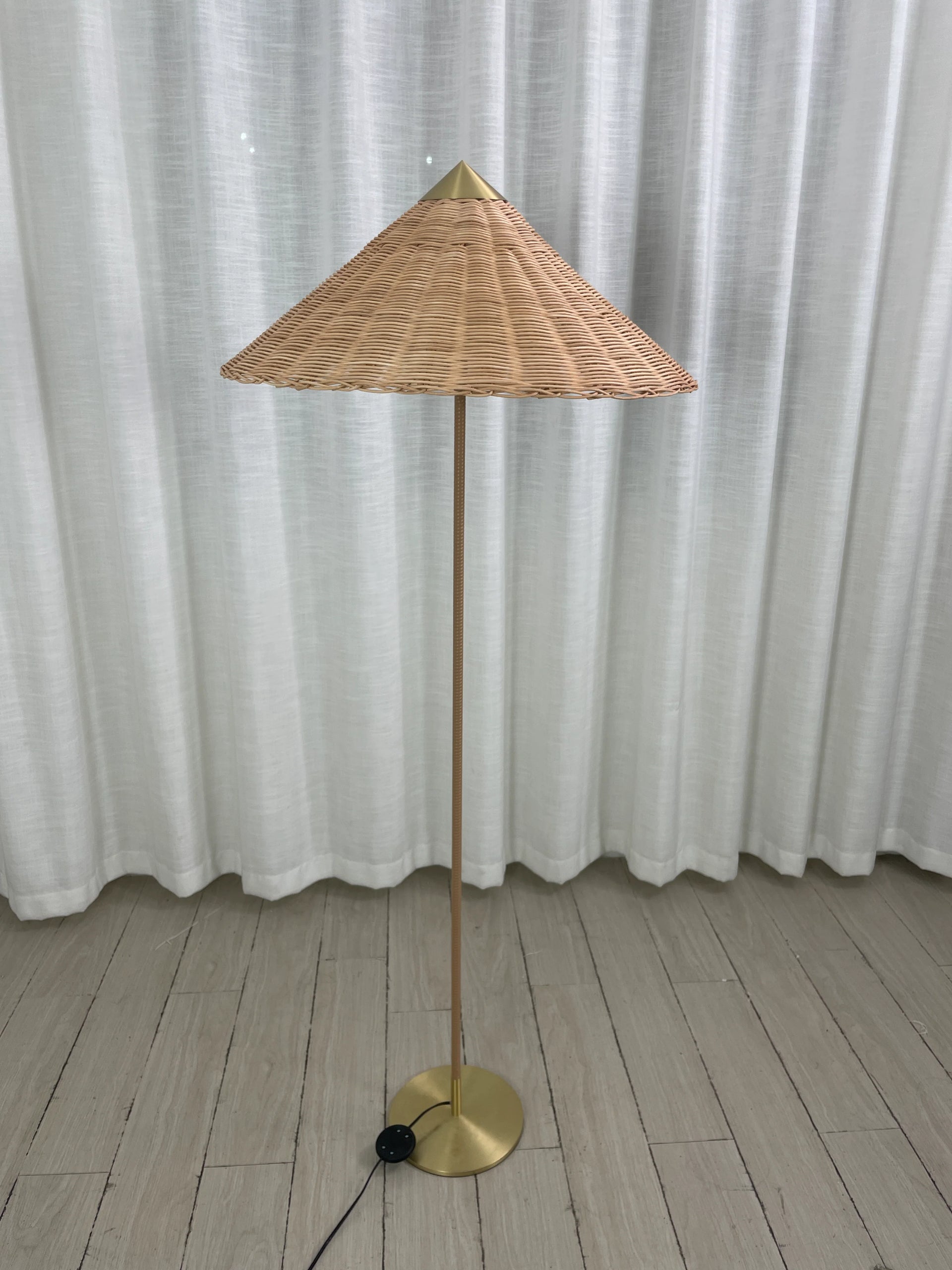 Bamboo Hat Floor Lamp