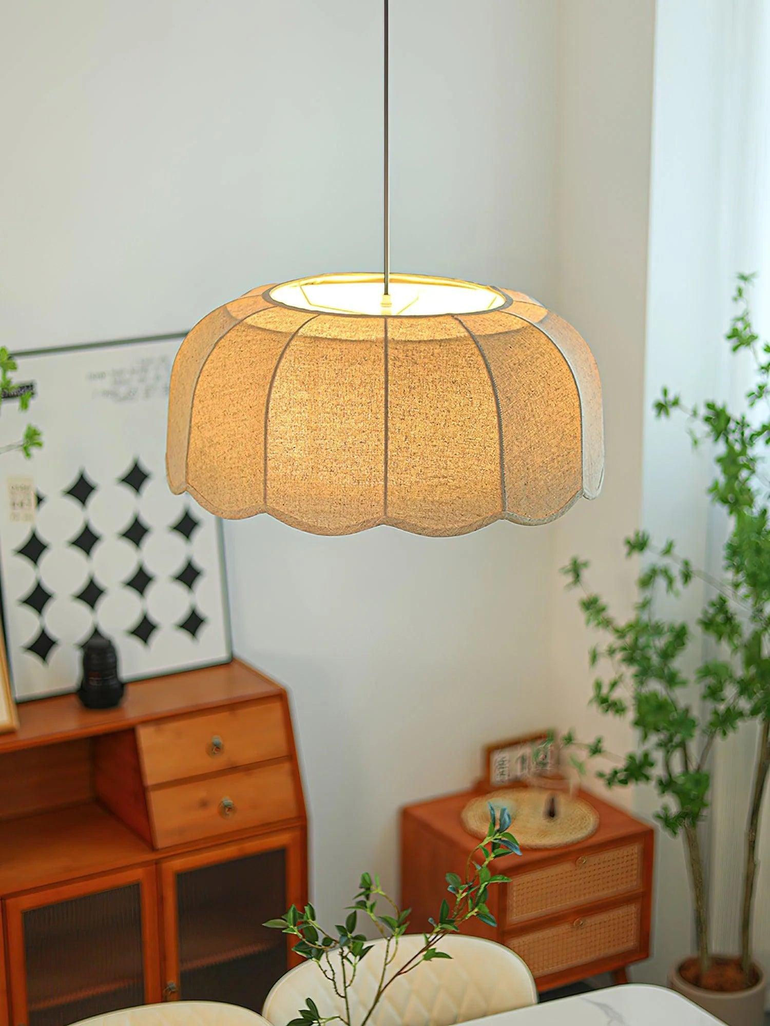 Banana Leaf Pendant Lamp