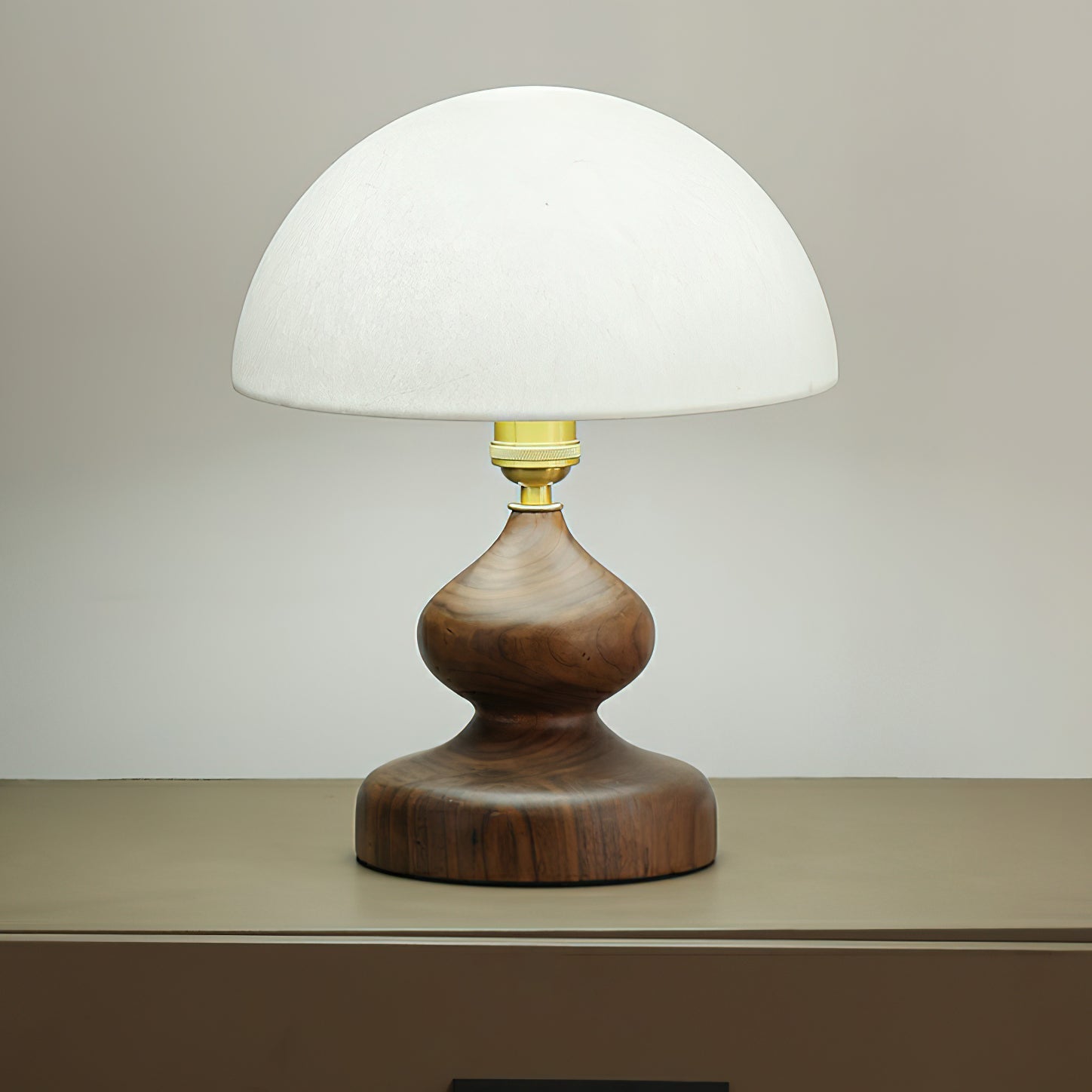 Banyan Tree Table Lamp 9.4