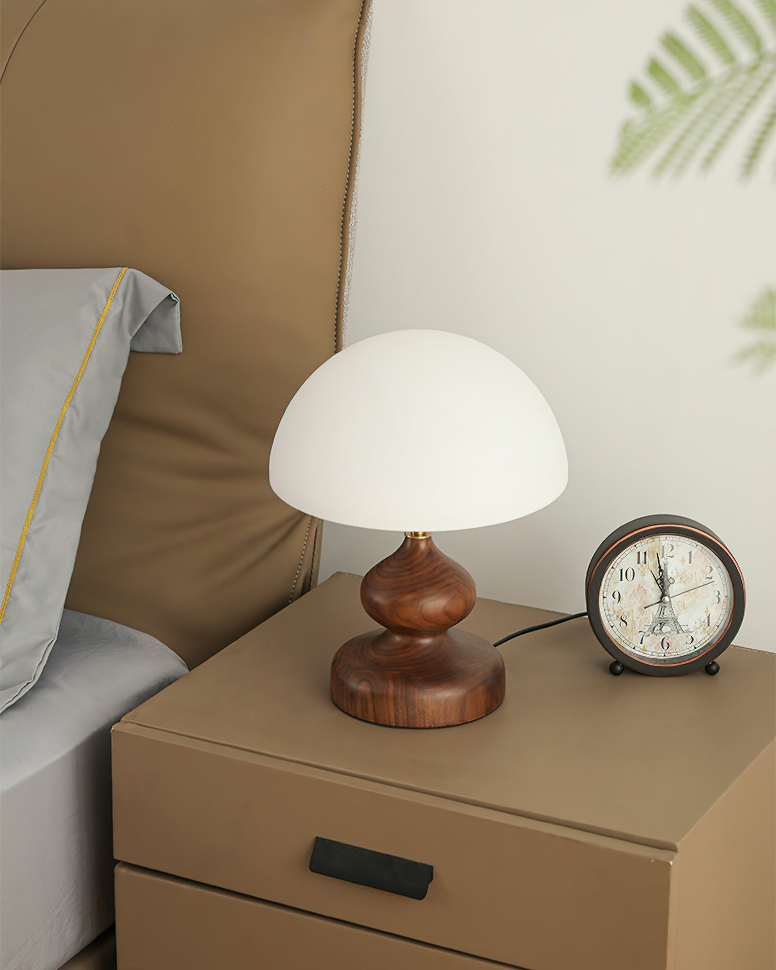 Banyan Tree Table Lamp 9.4