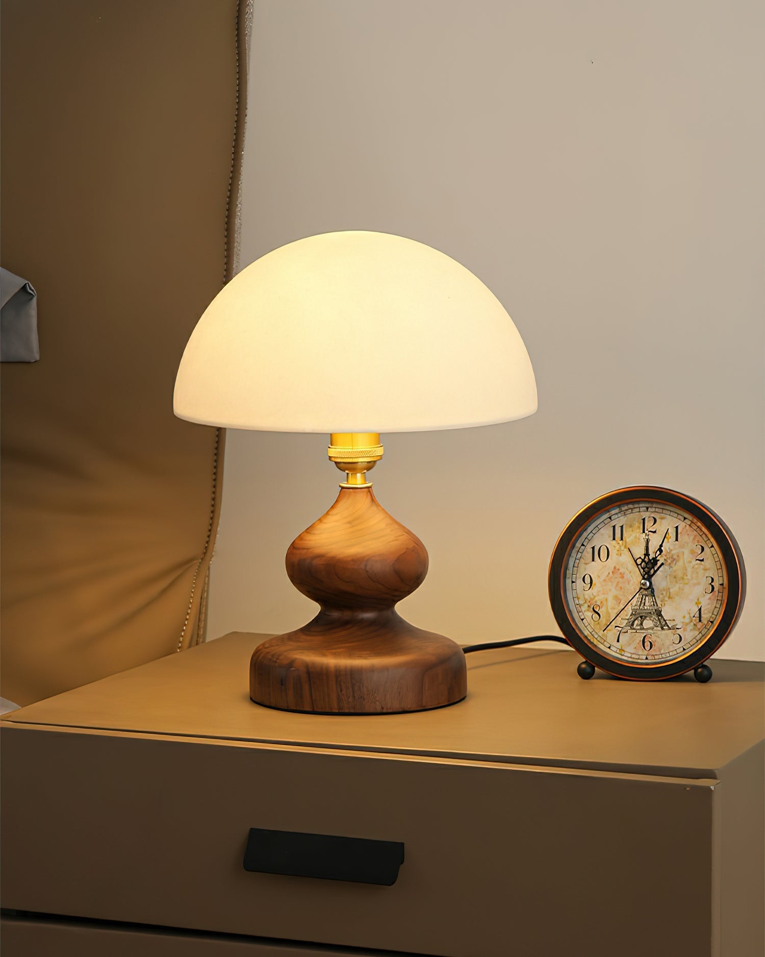 Banyan Tree Table Lamp 9.4