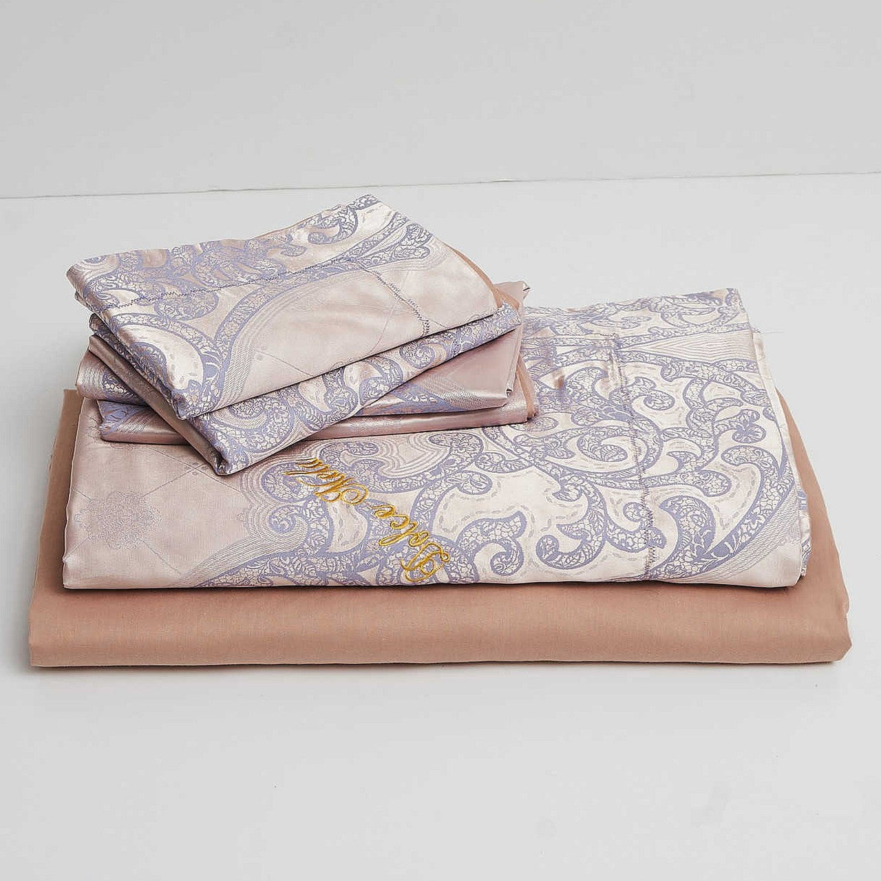 Perugia by Dolce Mela  6 Pieces Luxury Jacquard Duvet Cover Set