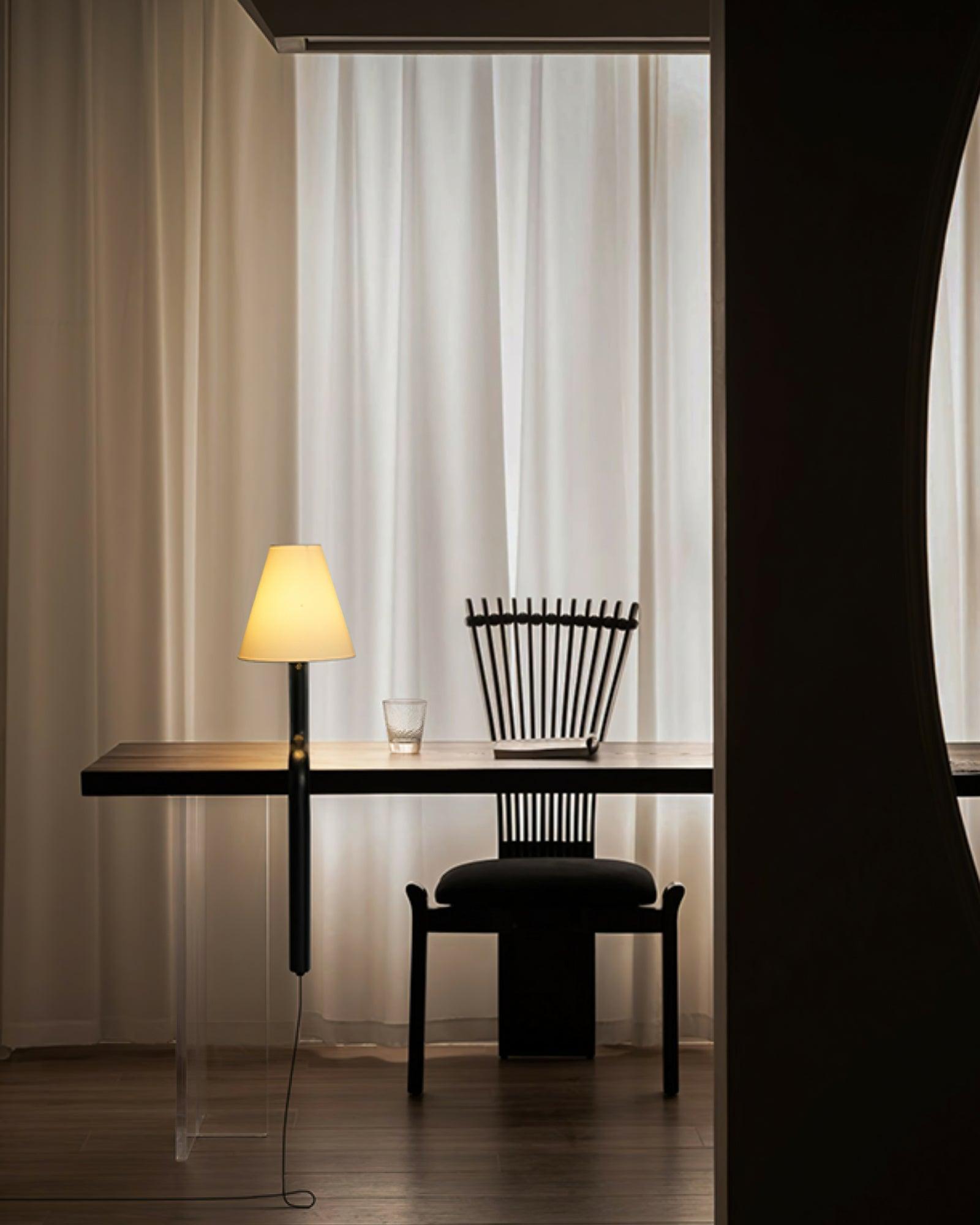 Bend Wood Table Lamp 8.7