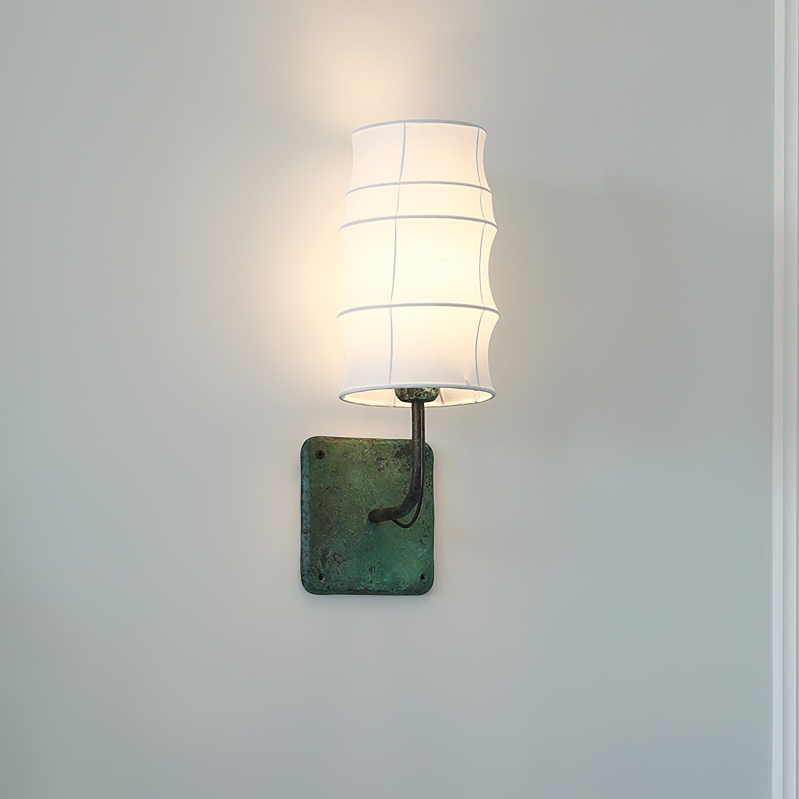 Bennet Wall Lamp