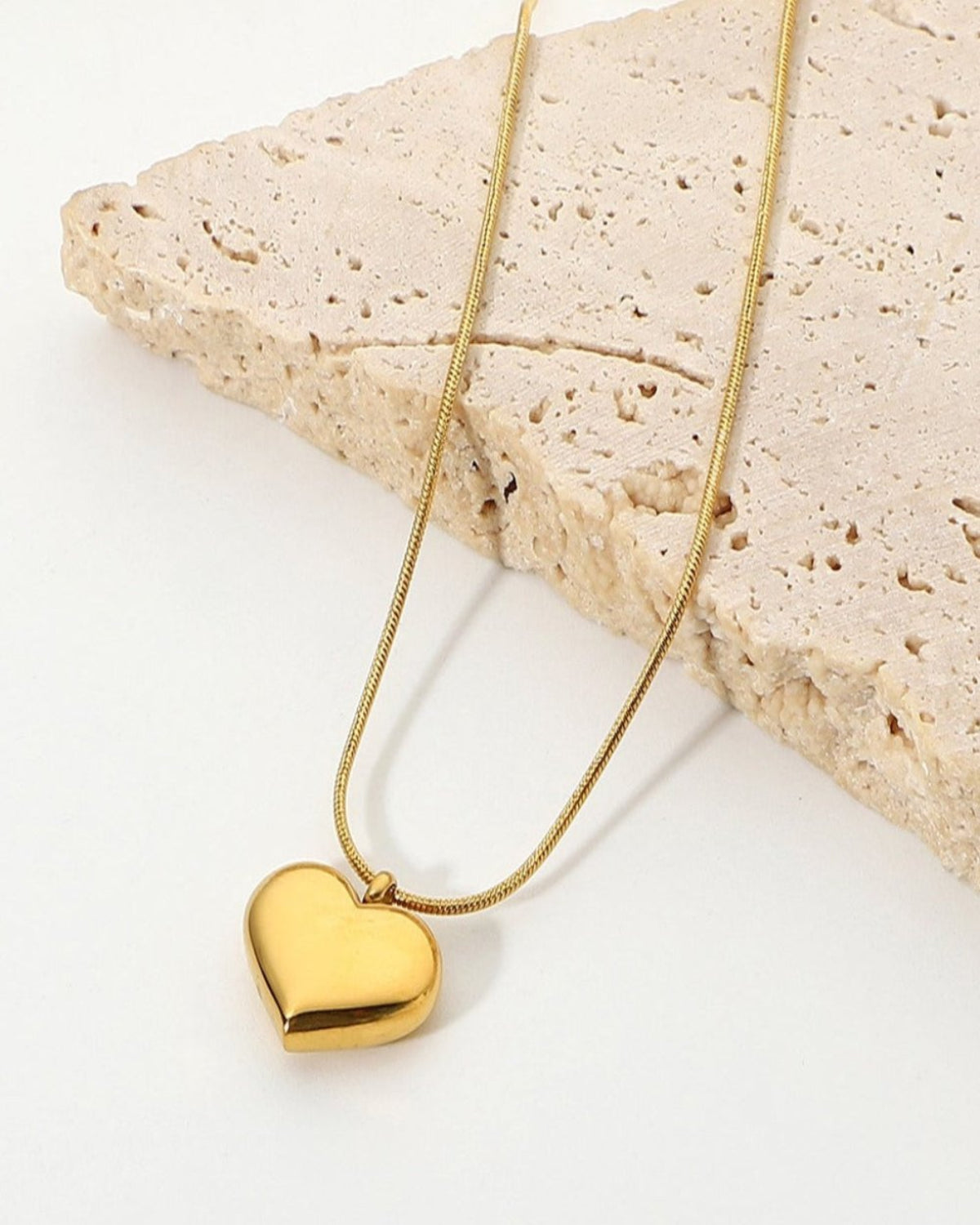 Best Trending Trendy Gold Heart Pendant Necklace Jewelry Gift on Sale for Women, Lady, Mother, Wife