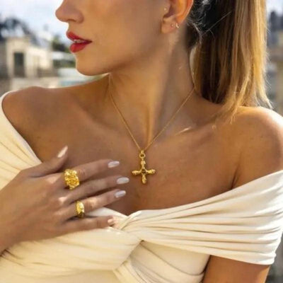 Cross Pendant Necklace