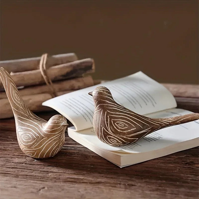 Bird Statues - Decorative Wood Grain Lovebirds