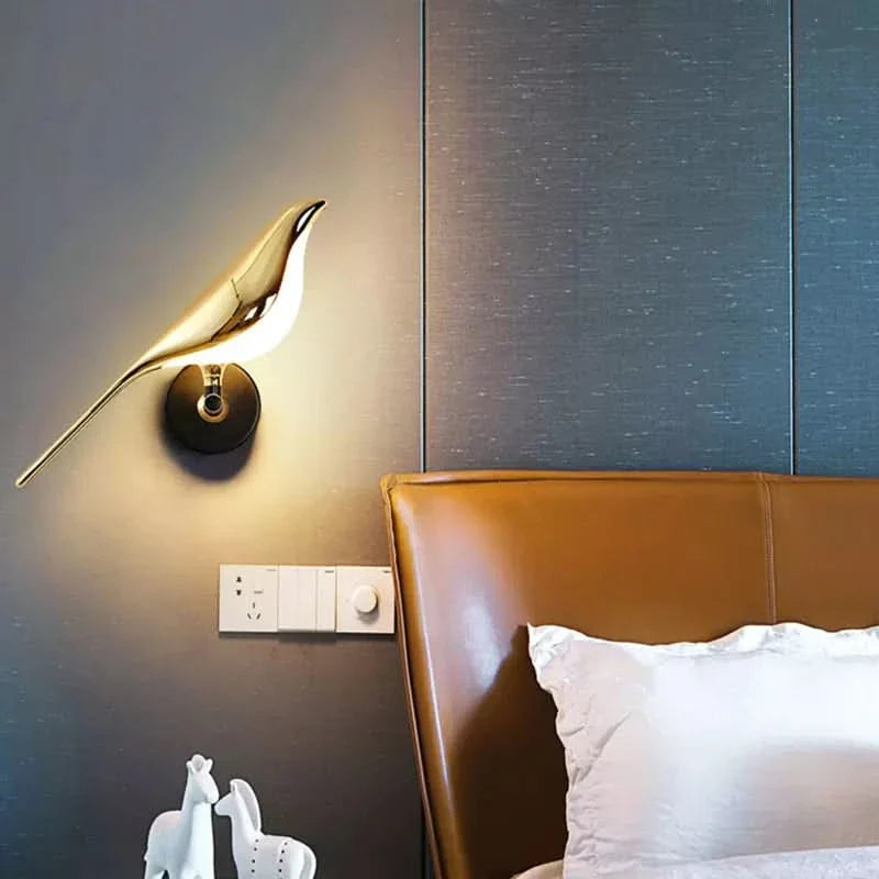 Bird Wall Light Iluminating