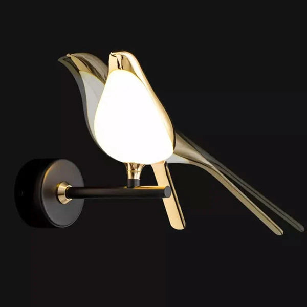 Bird Wall Light Iluminating