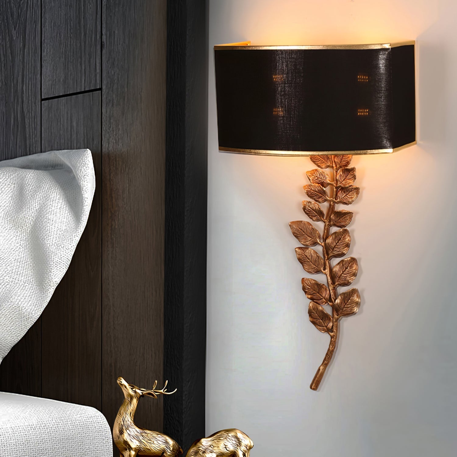 Birdwood Wall Lamp