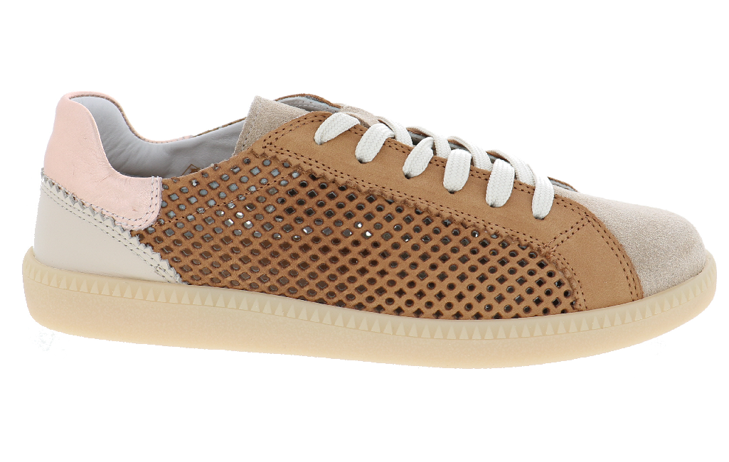 Amelia Sneakers