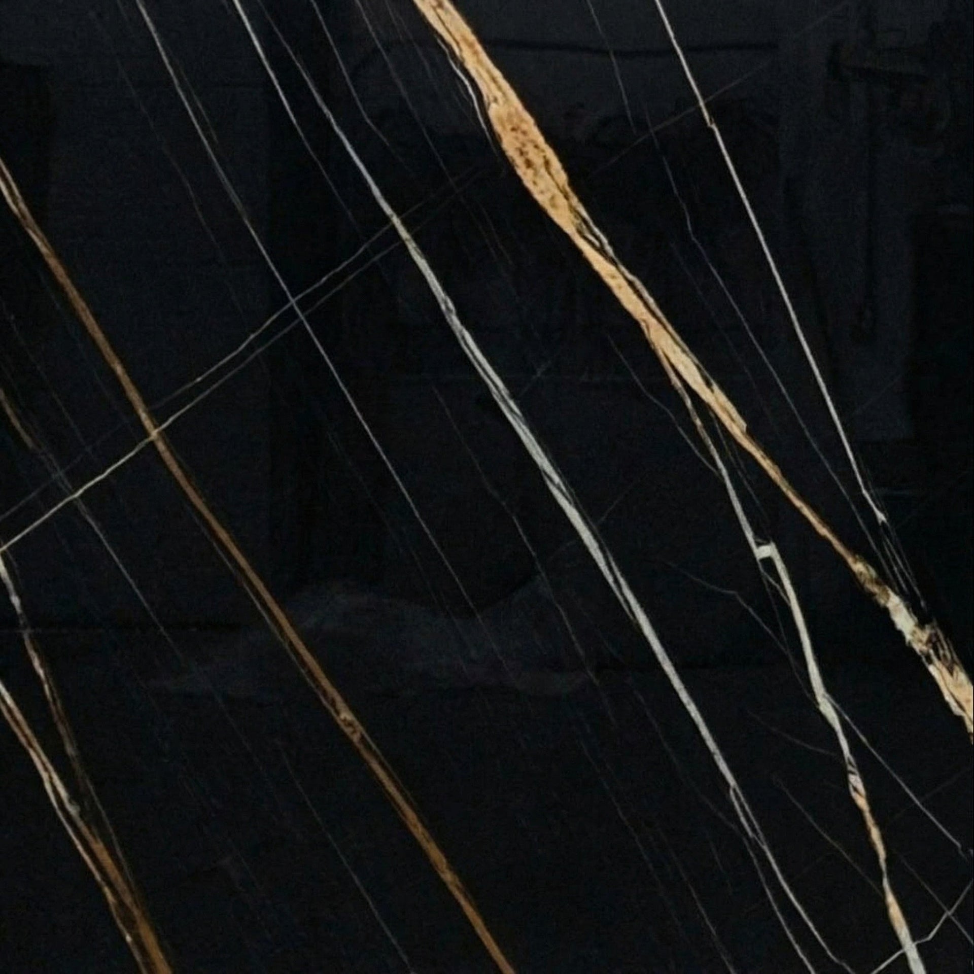 Luxury Crystal Cloche With Saint Laurent Marble Tray