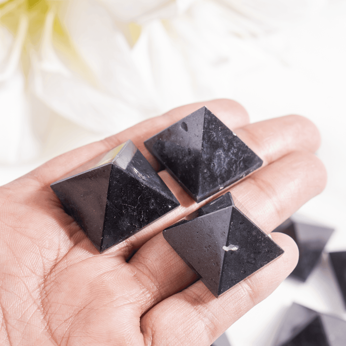 Black Tourmaline Pyramids (Promote Courage and Self-Confidence)