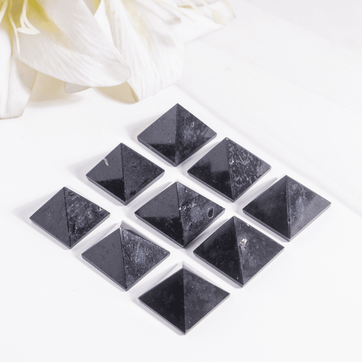 Black Tourmaline Pyramids (Promote Courage and Self-Confidence)