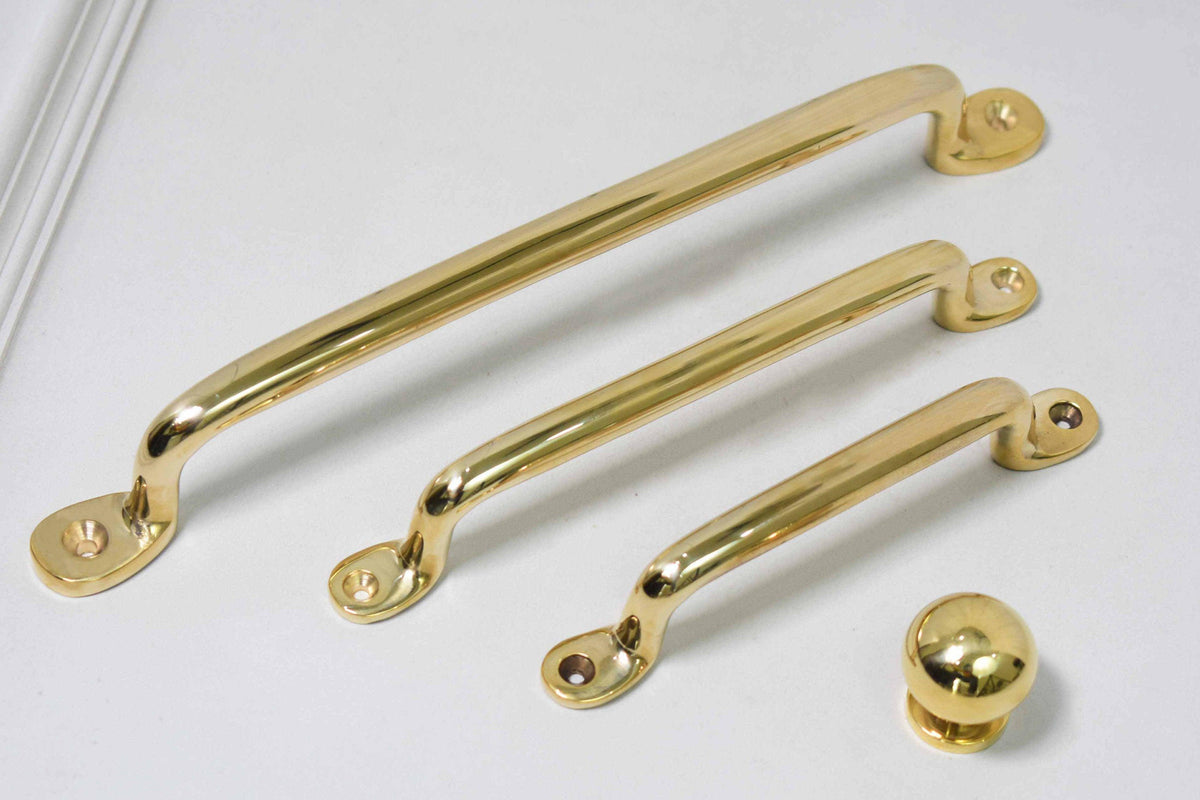 Serene Cabinet Pulls - Lacquered Brass Polished