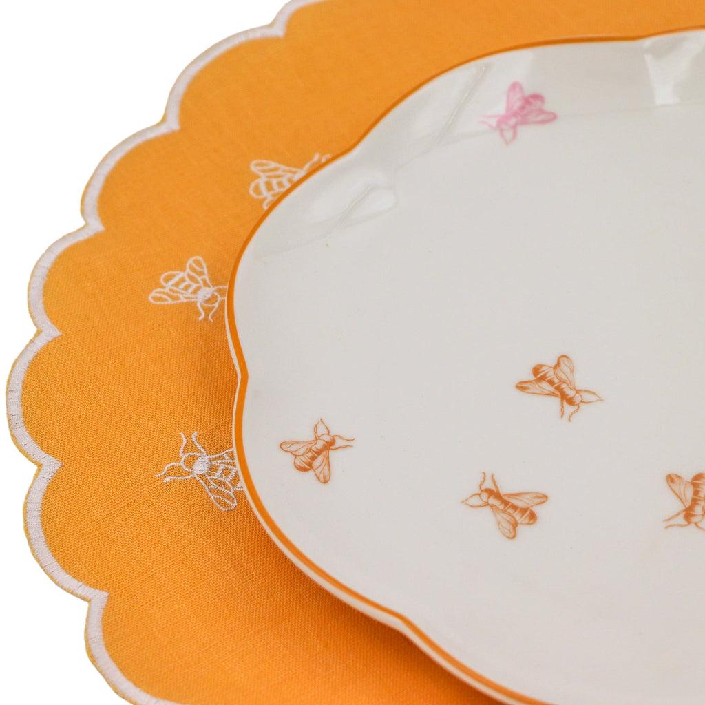 Bumble Voyage Scalloped Ceramic Dinner Plates – Case of 12 (+3 Bonus Plates)