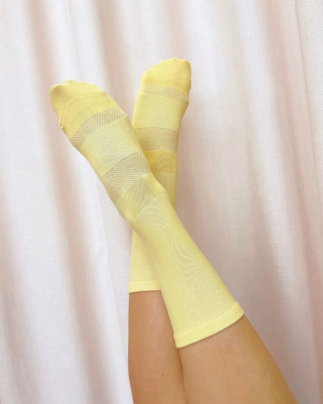 Performance Crew Socks - Buttercup Floral