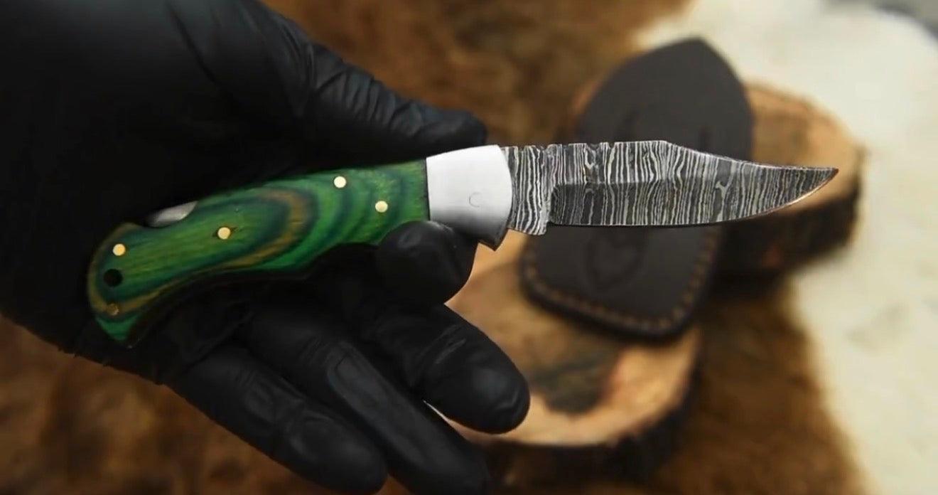 Best Folding Hunting Knife – 3