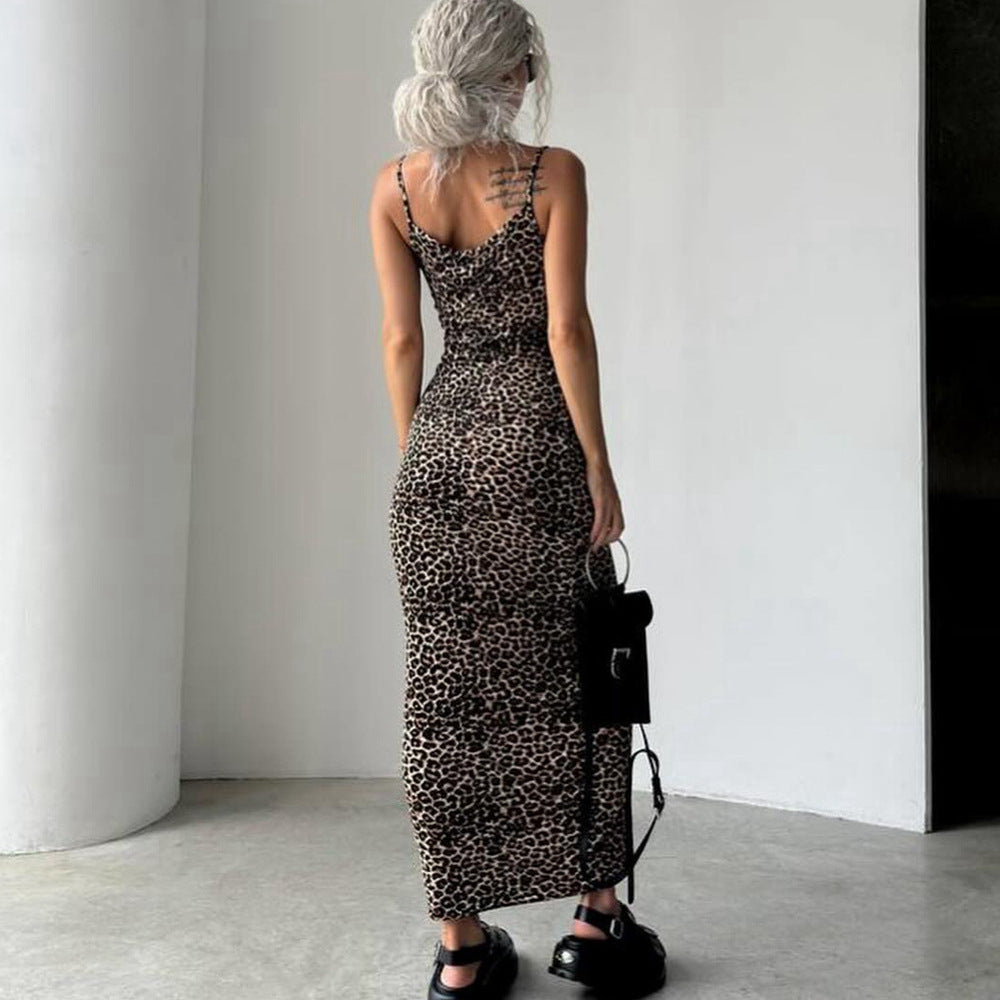 Strap top dress with waist bag and buttocks backless and slimming dress