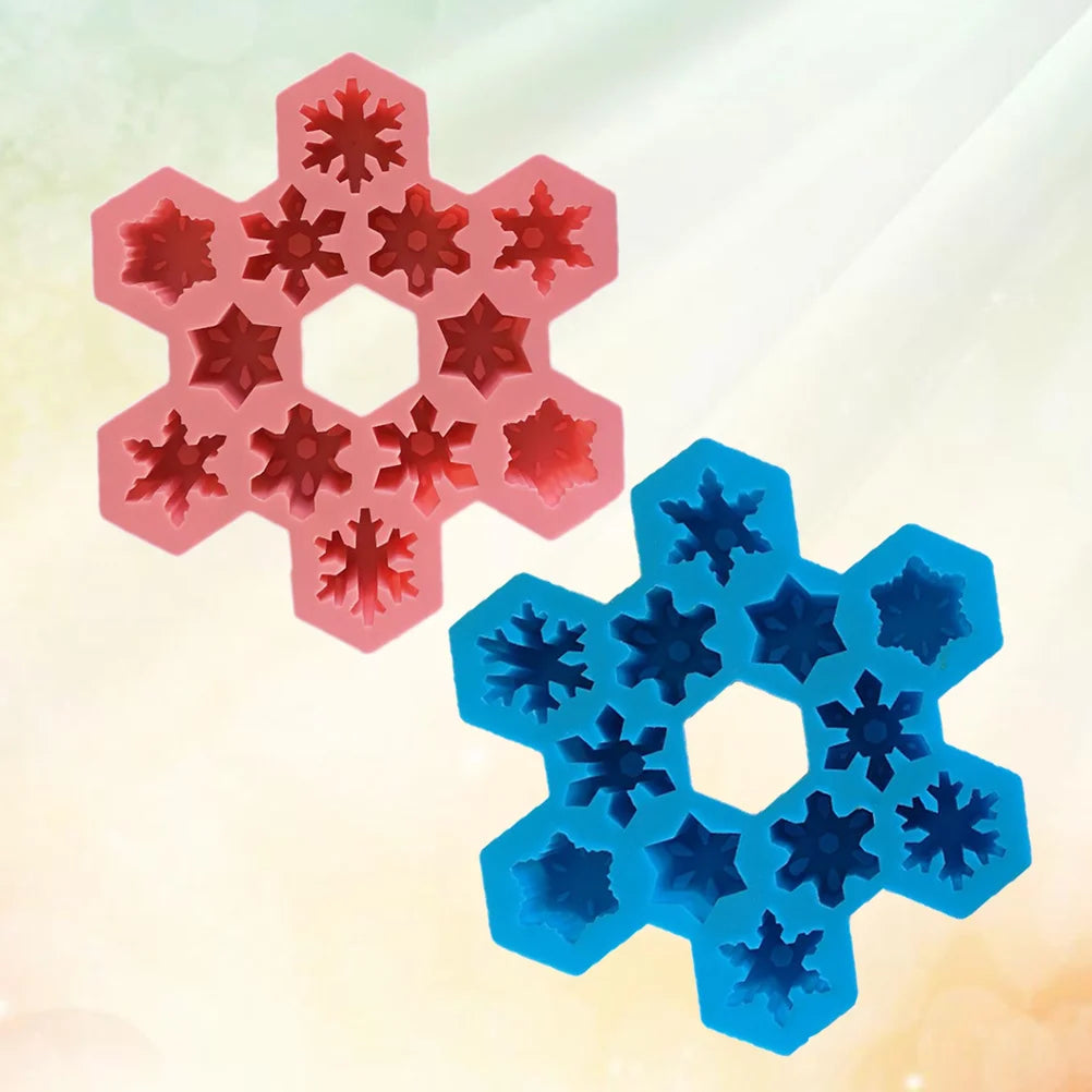 1 PCS Christmas Ice Molds Chocolate Snowflake Cookie Gummies Gummy Silicone Soap Biscuit - Gifts for You 'n Me