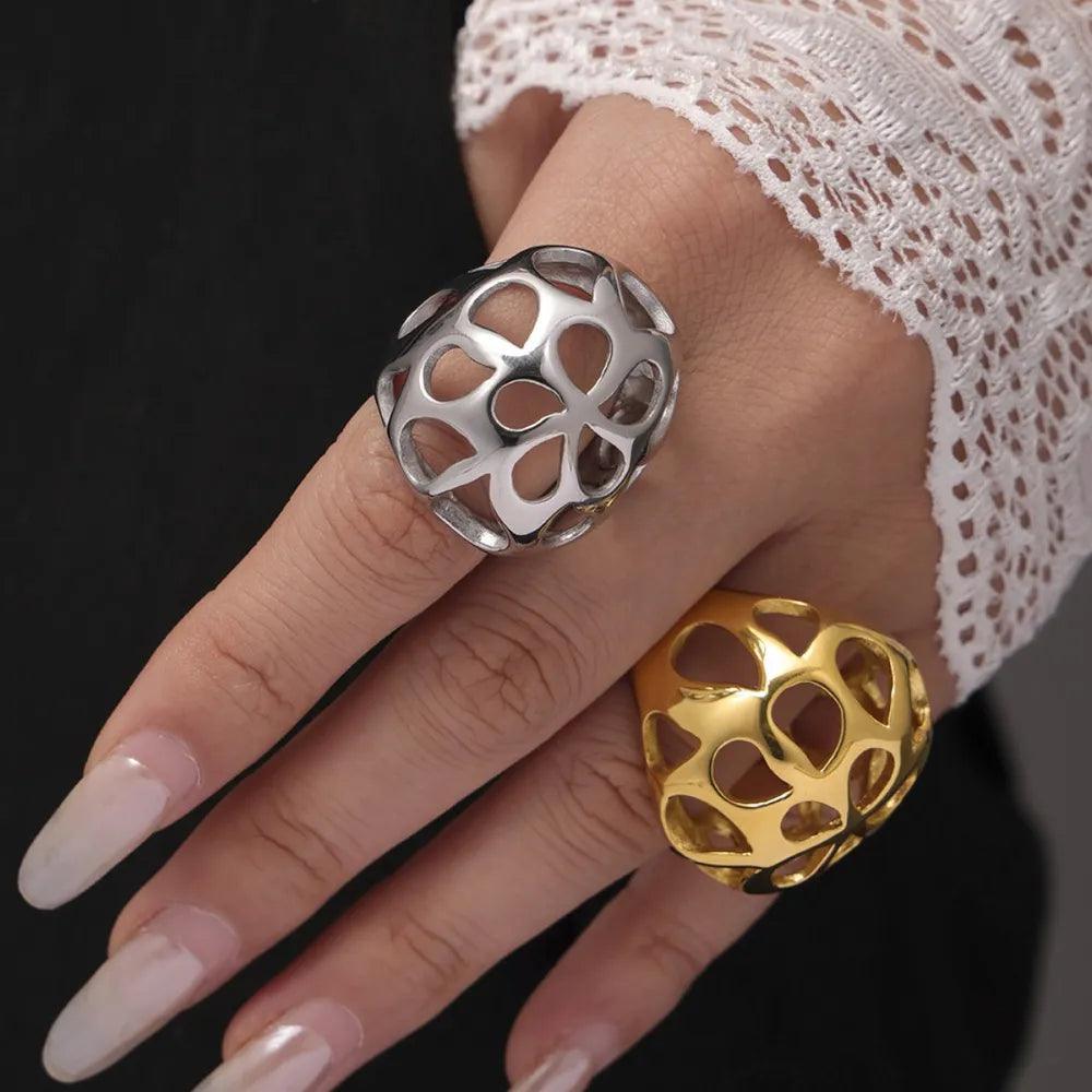 Large aperture hollow exaggerated heavy-duty stainless steel ring