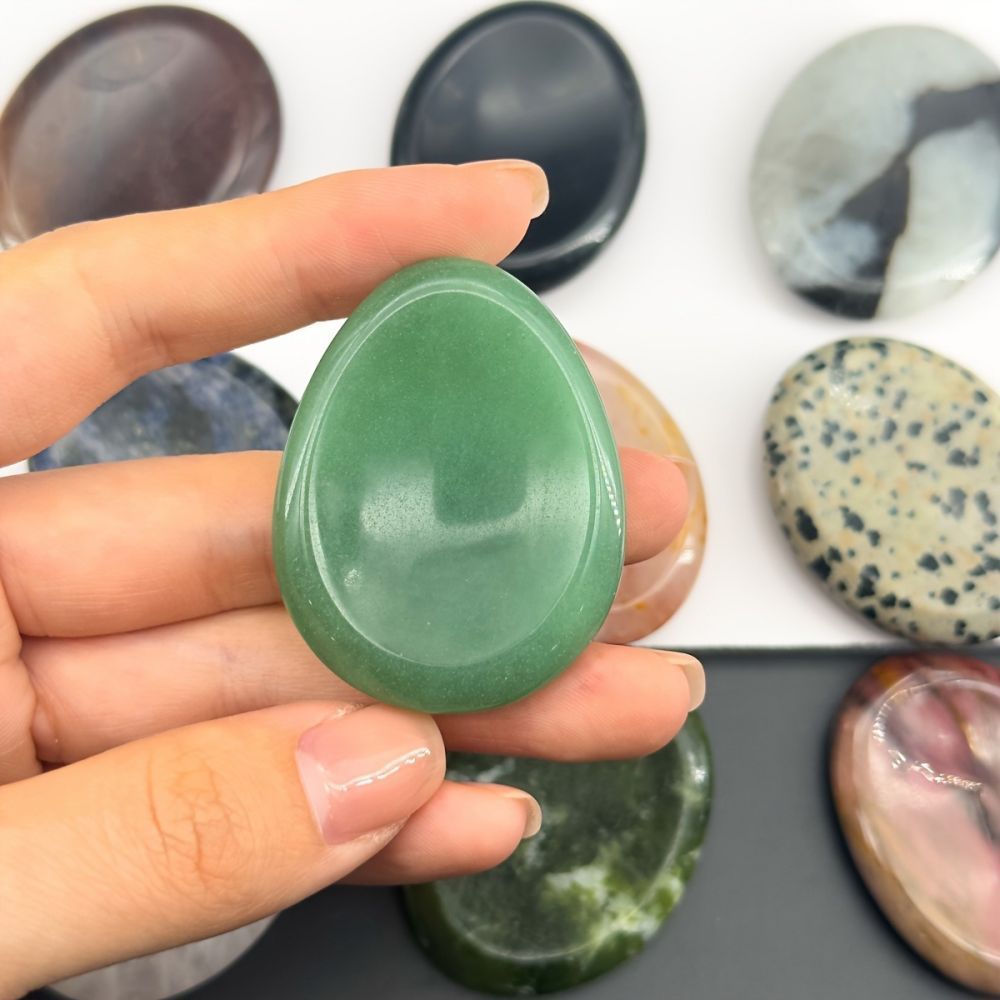 Thumb Worry Stones Oval Massage Quartz Healing Crystal Chakra Energy Therapy Meditation Spiritual Natural Gemstone Decor