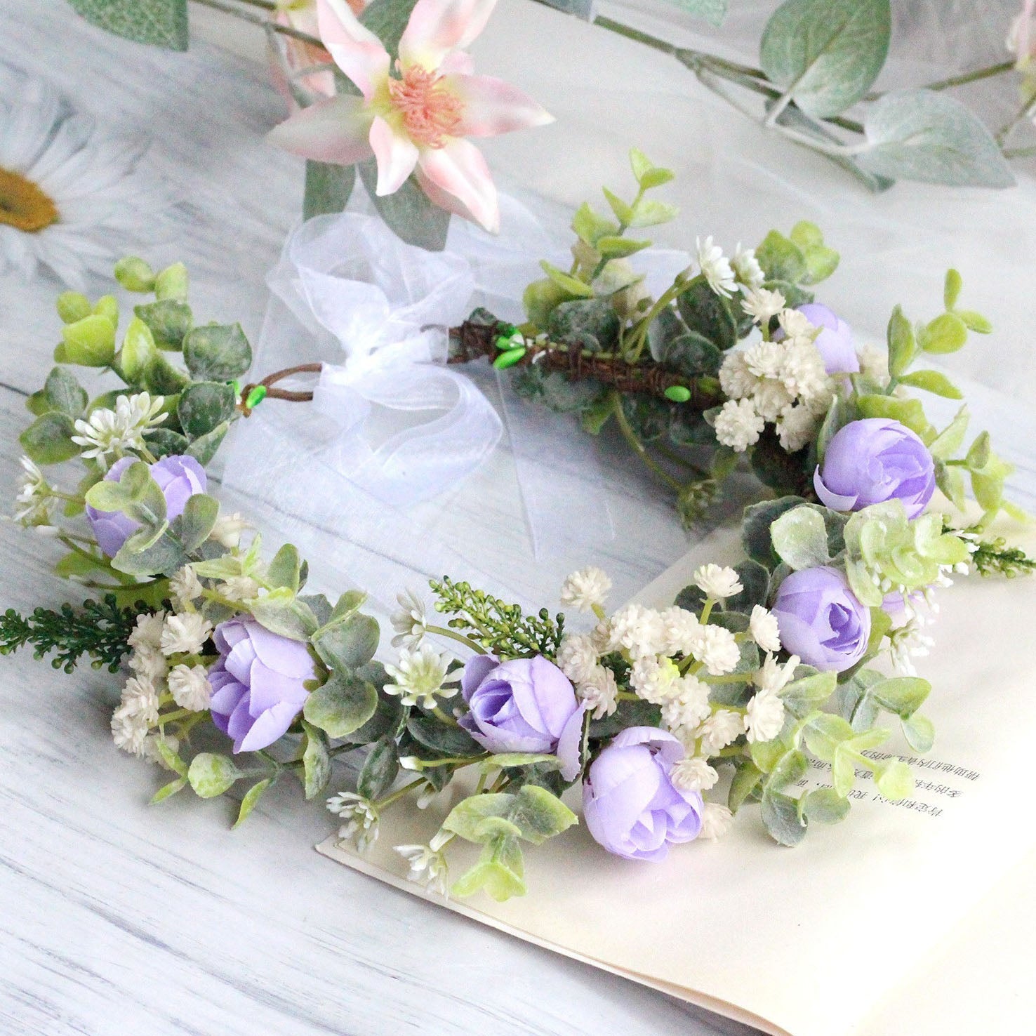 Forest style curled edge rose headband, simulated starry sky, eucalyptus wreath, bride's wedding dress, photography, headwear