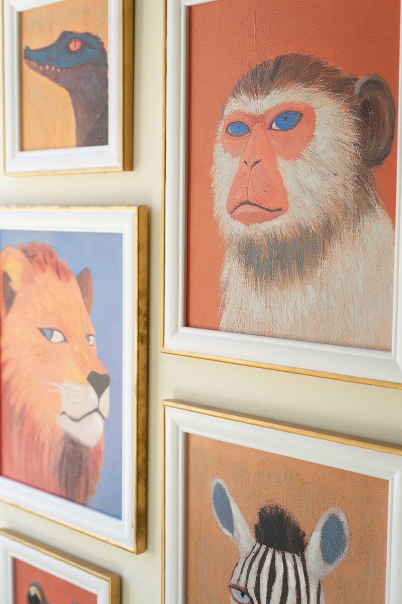 SET OF FIVE FRAMED ANIMALS PAINTINGS