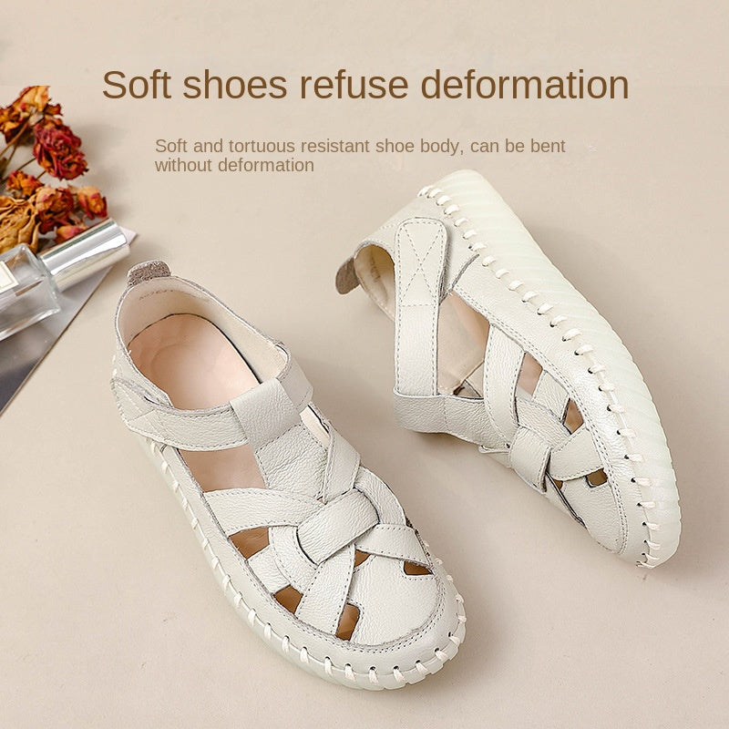 Leather perforated shoes with hollowed out toe caps for women soft soled non slip flat sandals for women
