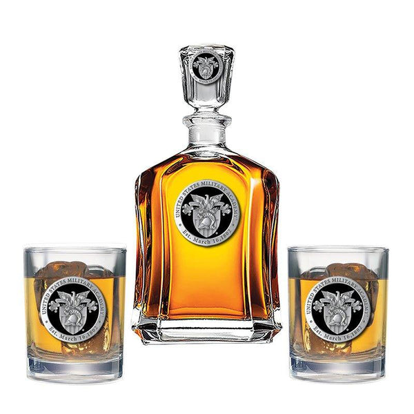 United States Military Academy Crest Capitol Decanter with 2 Glasses