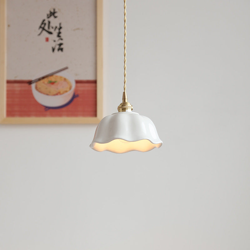 Modern Minimalist Dining Room Pendant Light Japanese Simple Solid Wood Pendant Light Fresh Single Head Three Heads Dining Room Pendant Light