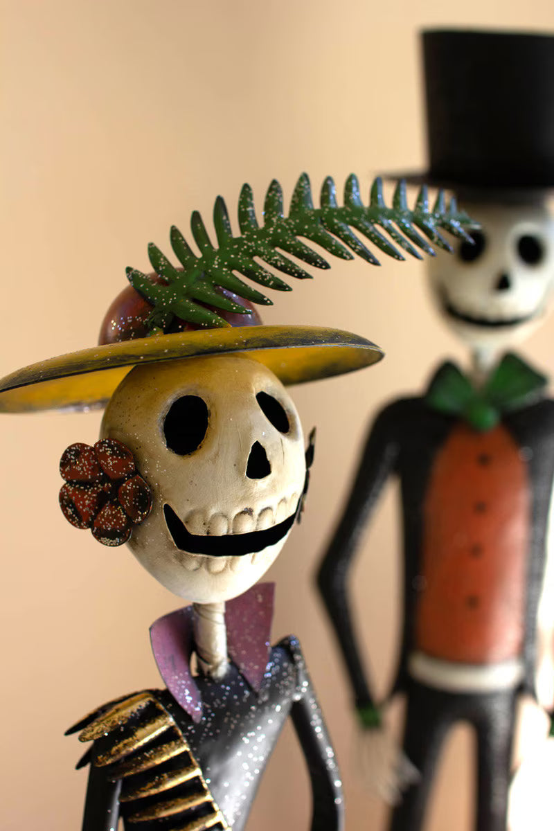 SET OF TWO PAINTED METAL HALLOWEEN DAY OF THE DEAD COUPLE