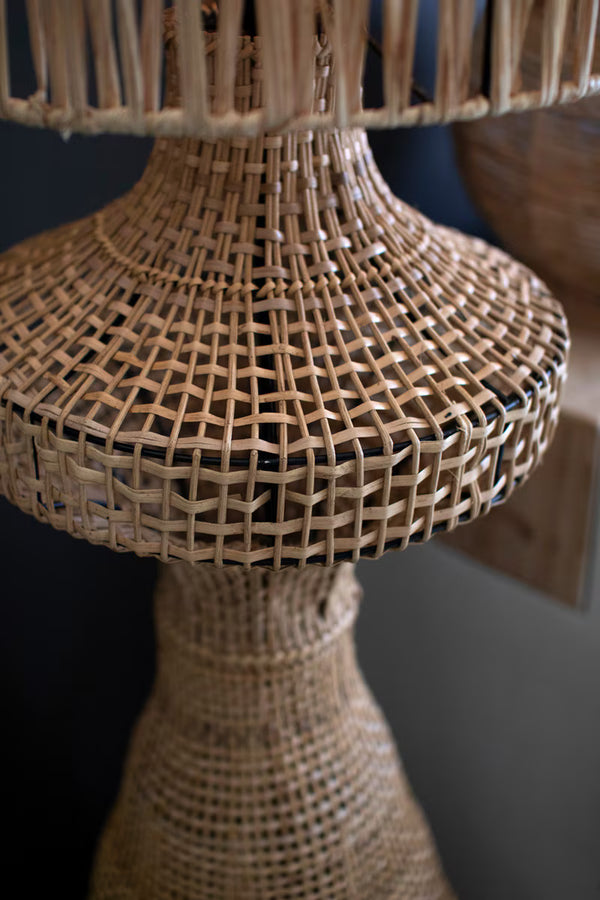 RATTAN FLOOR LAMP WITH SHADE - 60