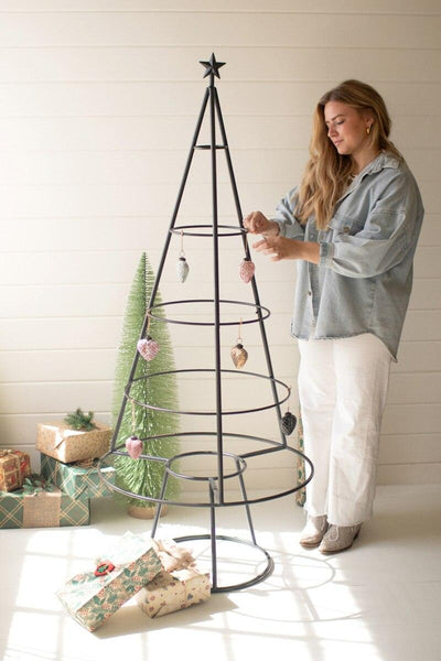 LARGE METAL CHRISTMAS TREE ORNAMENT DISPLAY