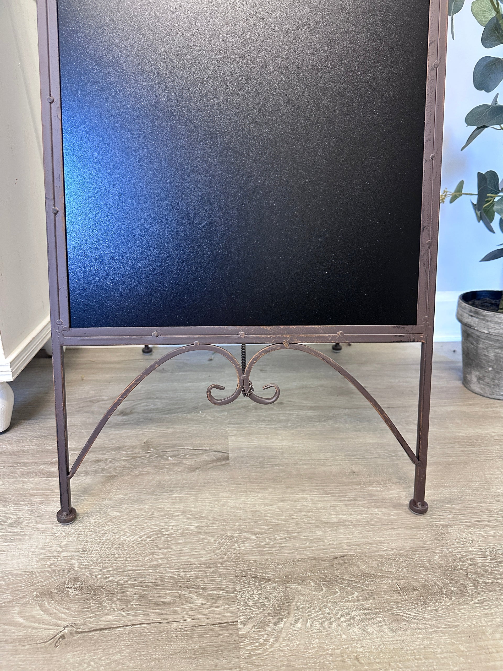 Foldable Metal Frame Chalkboard