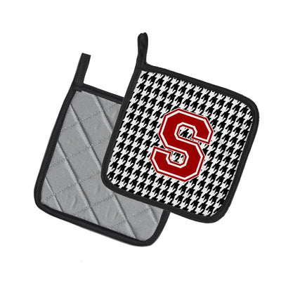 Letter S Monogram - Houndstooth Black Pot Holder Set of 2 Heat Resistant Quilted Hot Pads 7.5 x 7.5 Inch, Insulated Kitchen Trivets for Cooking & Baking