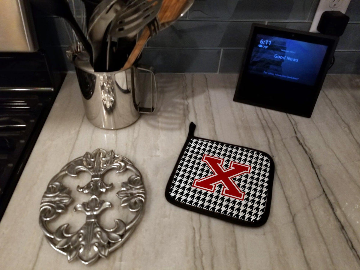 Letter X Monogram - Houndstooth Black Pot Holder Set of 2 Heat Resistant Quilted Hot Pads 7.5 x 7.5 Inch, Insulated Kitchen Trivets for Cooking & Baking