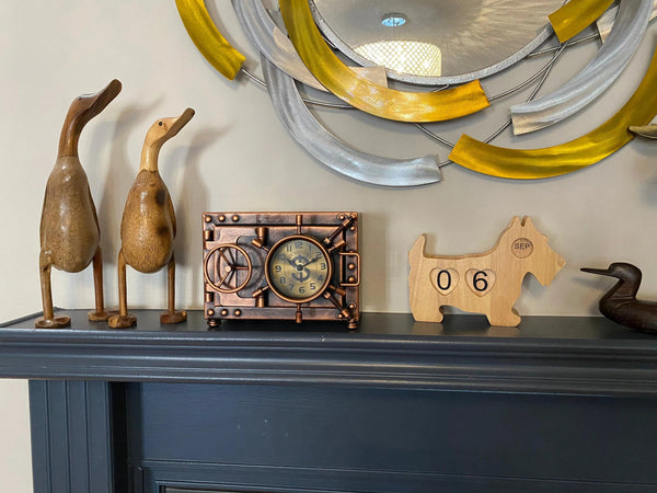 Table clock with Piggy Bank - Gifts for You 'n Me