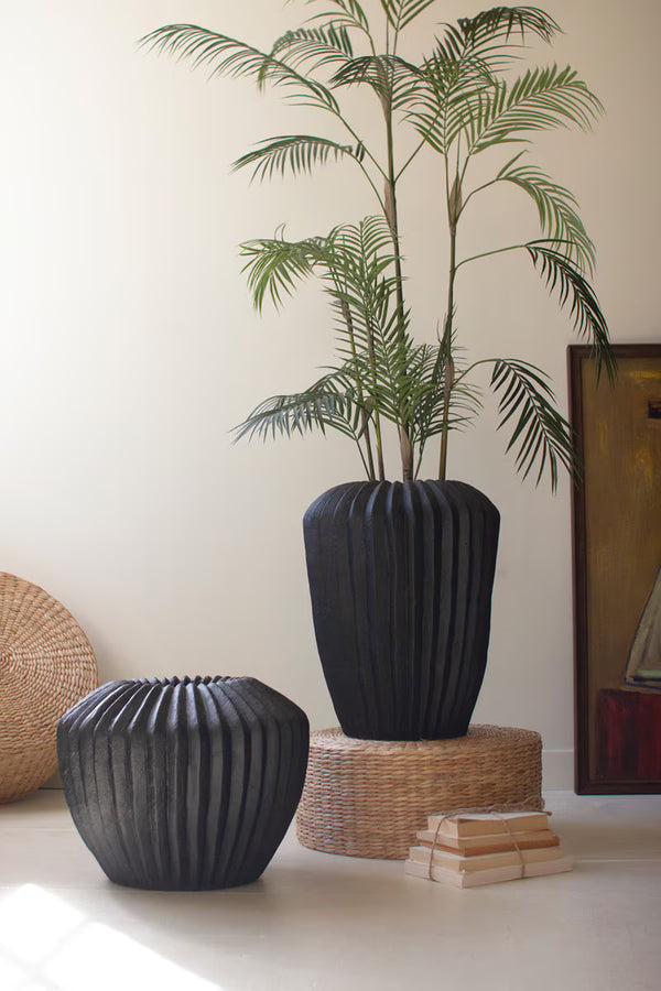 TALL STONE COMPOSITE URN - BLACK