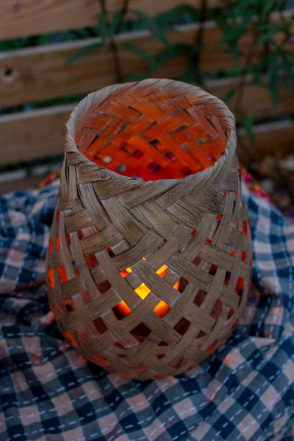 SET OF THREE WOVEN BASKET LANTERNS WITH GLASS