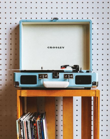 Cruiser Plus Portable Turntable with Bluetooth In/Out - Turquoise