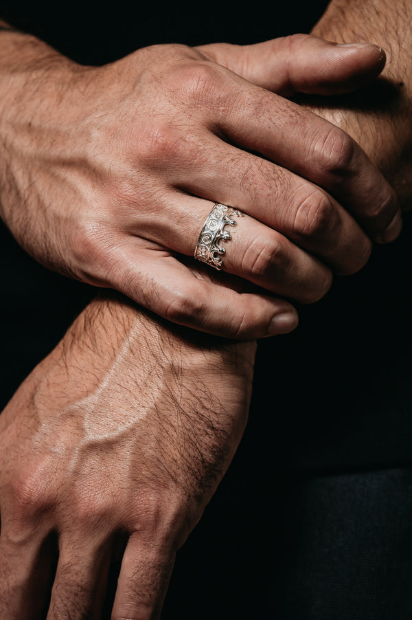 Off Code Crown Ring (Silver)