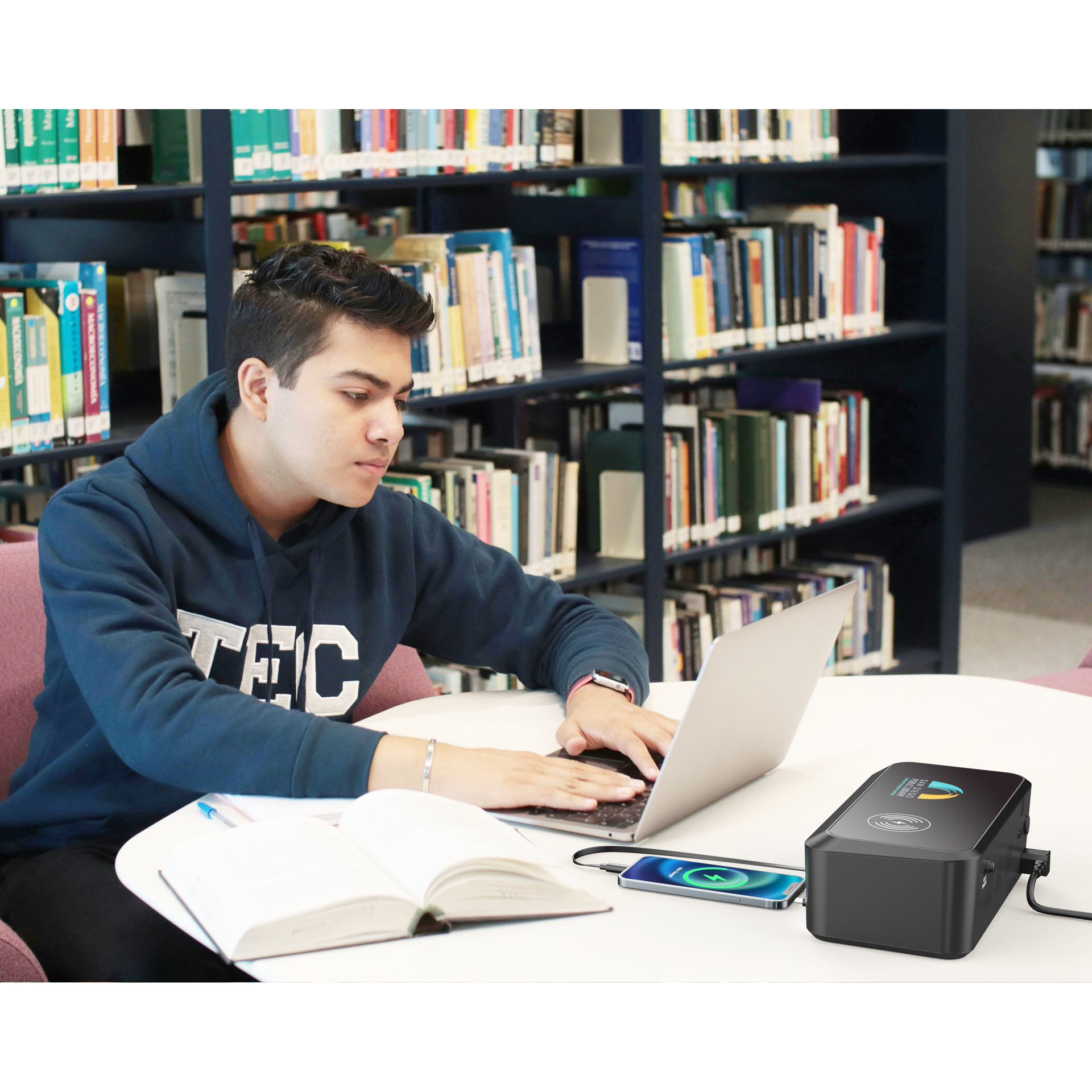 CS9 Pro Desktop Charging Station